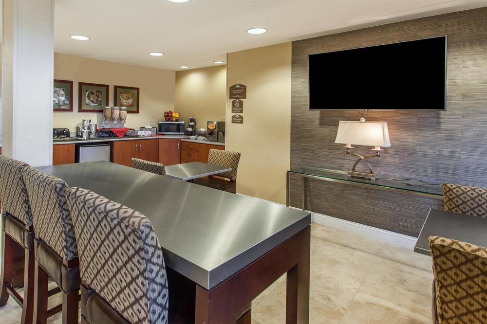 Microtel Inn & Suites By Wyndham Atlanta Buckhead Area Экстерьер фото