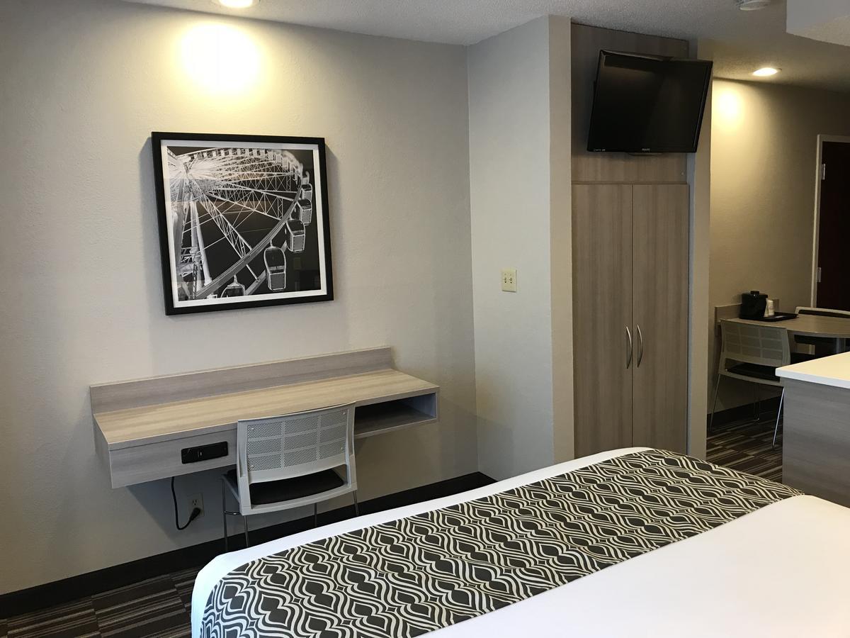 Microtel Inn & Suites By Wyndham Atlanta Buckhead Area Экстерьер фото