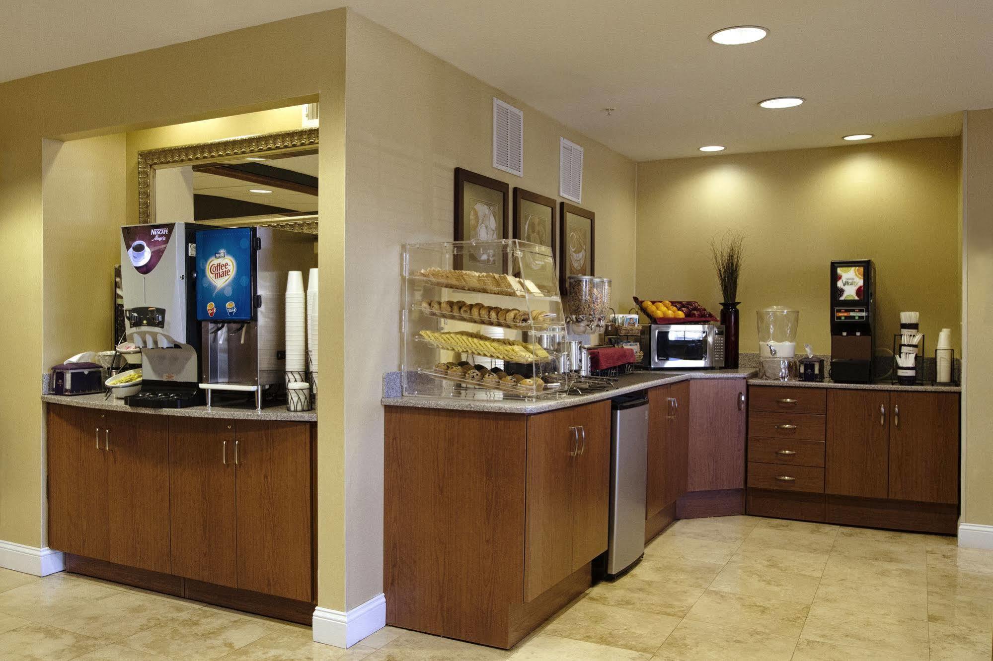 Microtel Inn & Suites By Wyndham Atlanta Buckhead Area Экстерьер фото